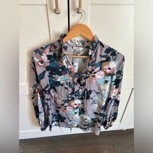 Tyler boe floral blouse top long sleeve 100% silk size xs spring dressy casual